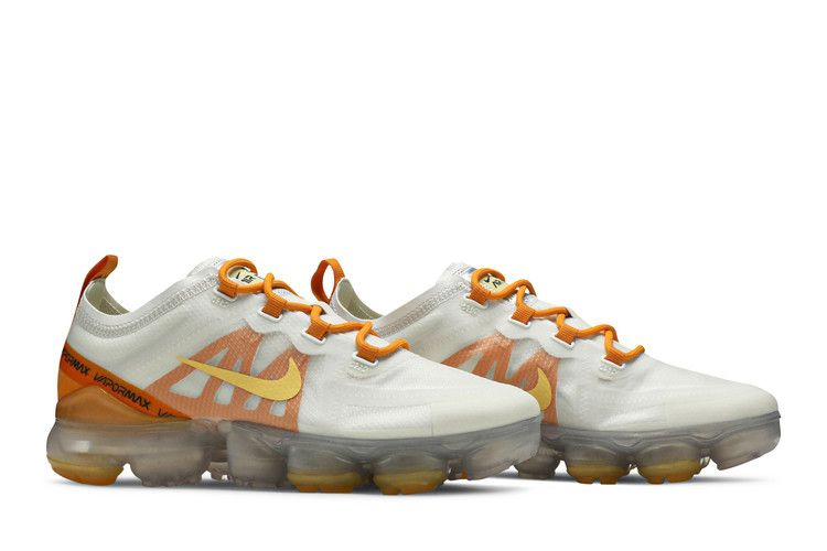 wmns-air-vapormax-2019-white-orange-ar6632-102_07