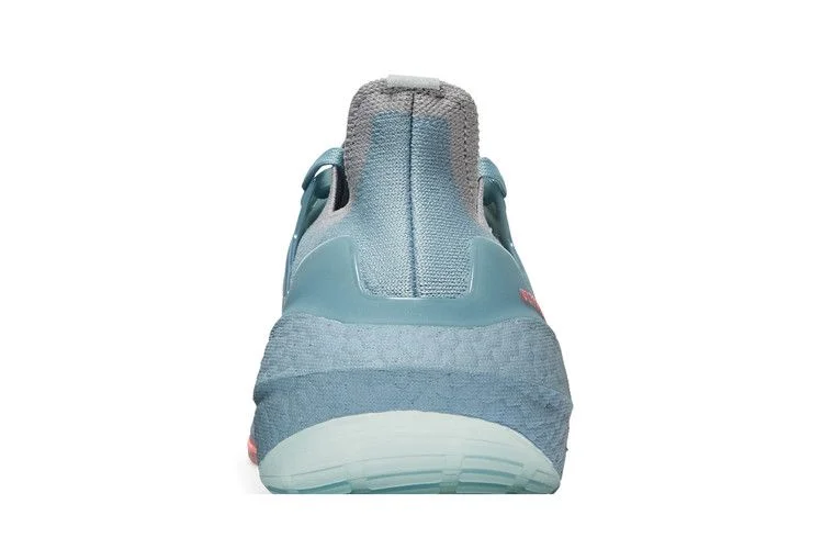 Krossovki-adidas-UltraBoost-22-Magic-Grey-6