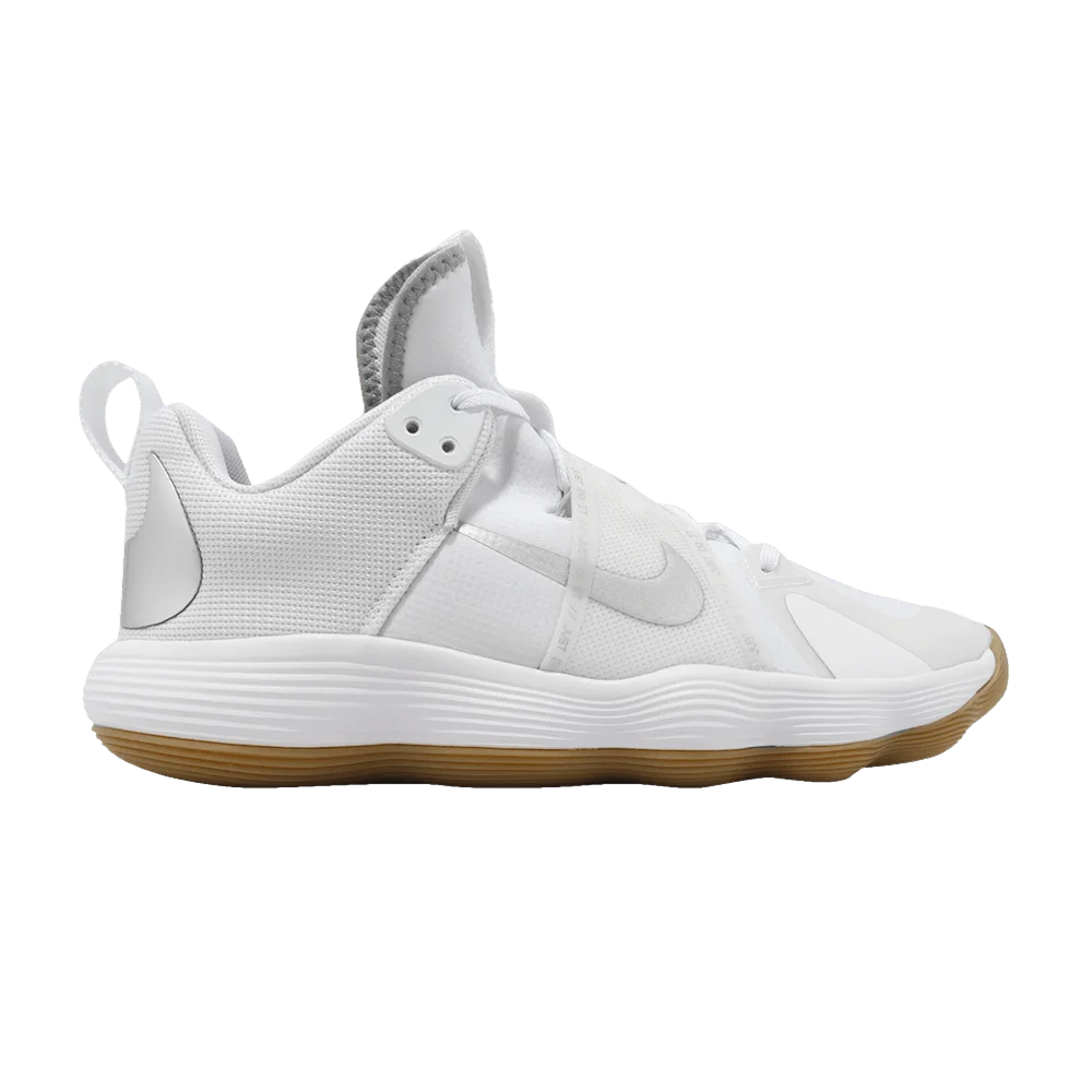 Krossovki-Nike-React-Hyperset-SE-White-Metallic-Silver