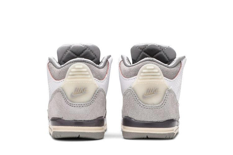 Кроссовки A Ma Maniére x Air Jordan 3 Retro SP TD 'Raised By Women'