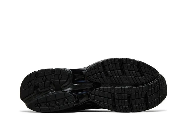 Krossovki-Reebok-Premier-Road-Plus-6-Black-Silver-Metallic-3