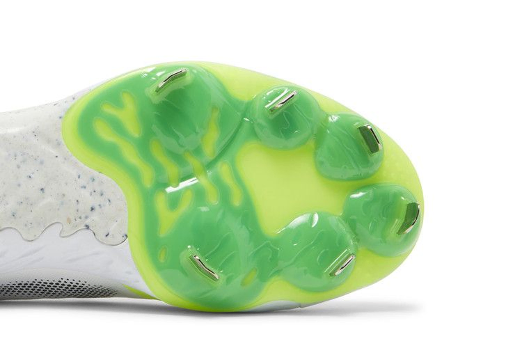 alpha-huarache-elite-3-low-white-infrared-volt-cv3552-107_04