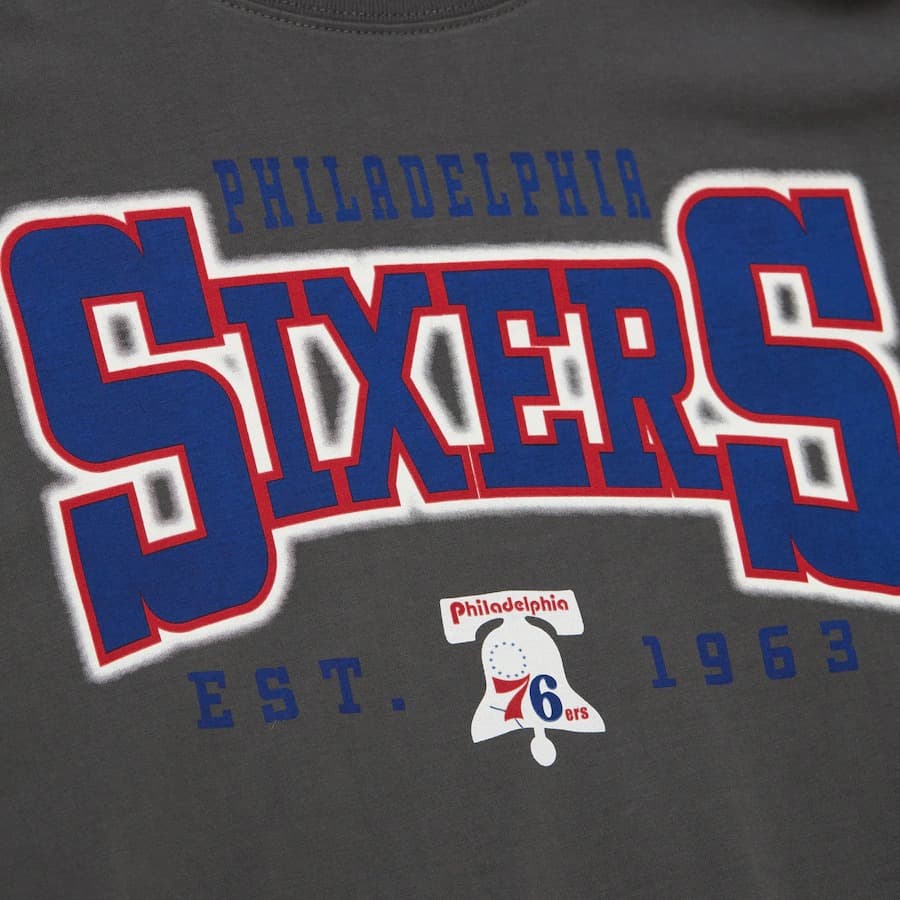 Футболка Mitchell & Ness Women's Gray Philadelphia 76ers Logo Boyfriend T-Shirt
