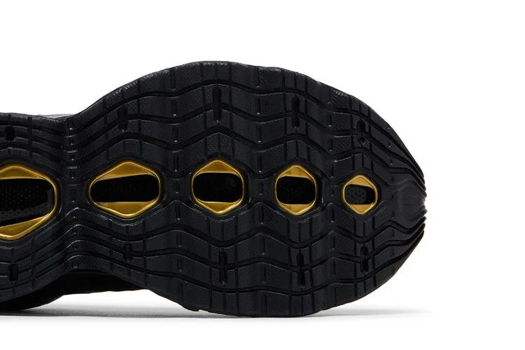 Кроссовки Mizuno Wave Prophecy 13 S 'Black Gold'