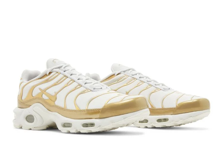 Krossovki-Nike-Wmns-Air-Max-Plus-White-Gold-7