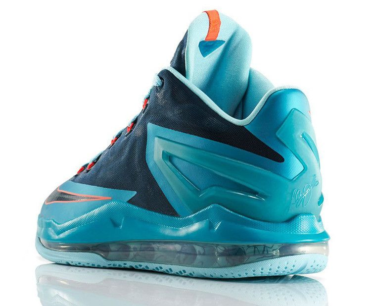 Кроссовки Nike Max LeBron 11 Low 'Turbo Green'