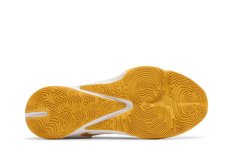 zoom-freak-3-tb-university-gold-dm7378-702_03