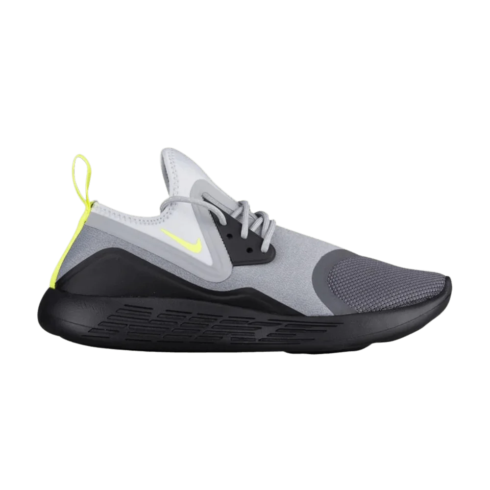 Krossovki-Nike-Lunarcharge-BN