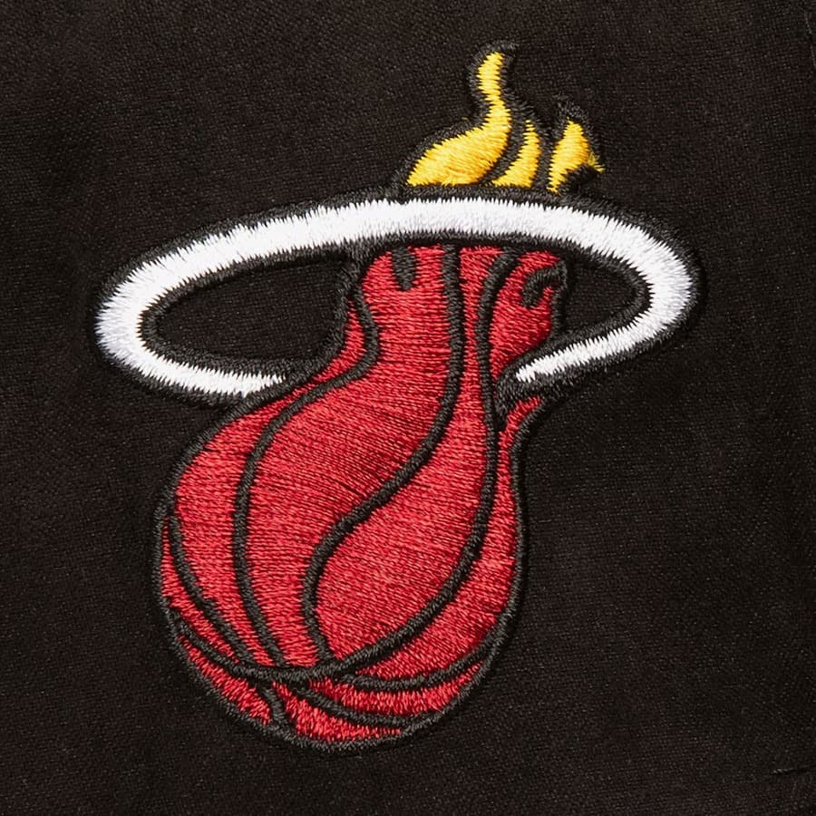 Mitchell-Ness-Black-Miami-Heat-Suede-Pro-Adjustable-Hat-2