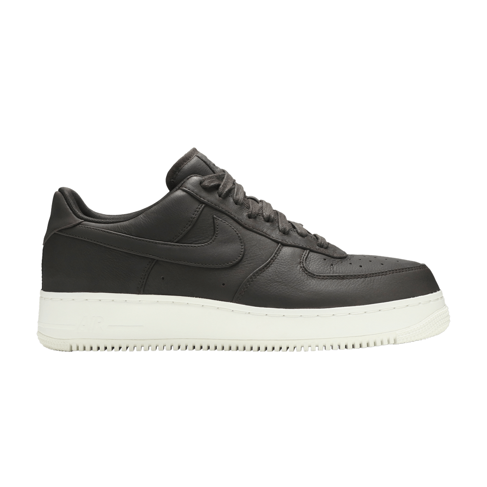 nikelab-air-force-1-low-velvet-brown-905618-200