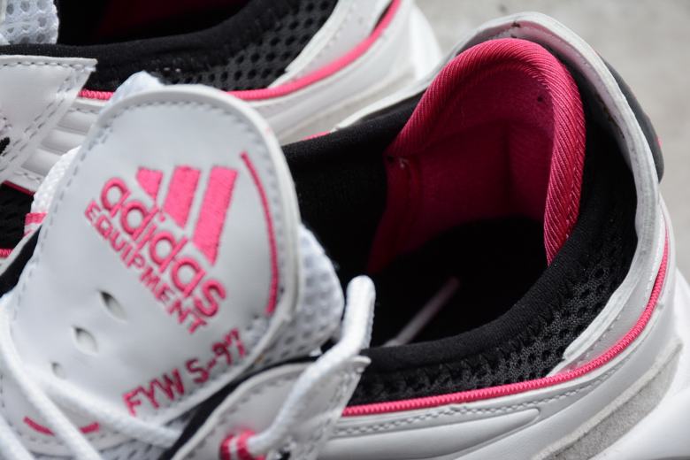 Кроссовки Adidas FYW S-97 'Crayon White'