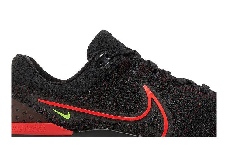 react-infinity-run-flyknit-3-black-siren-red-dh5392-007_01