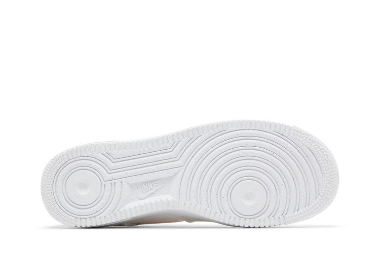 Кроссовки Nike Wmns Air Force 1 '07 SE Next Nature 'White Sea Coral'