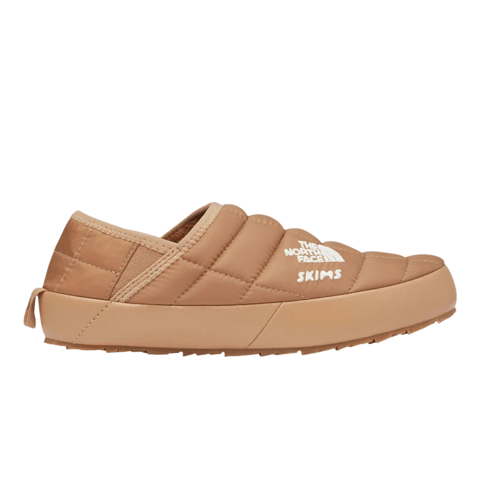 SKIMS x The North Face Wmns Thermoball Traction Mule 5 'Ochre'