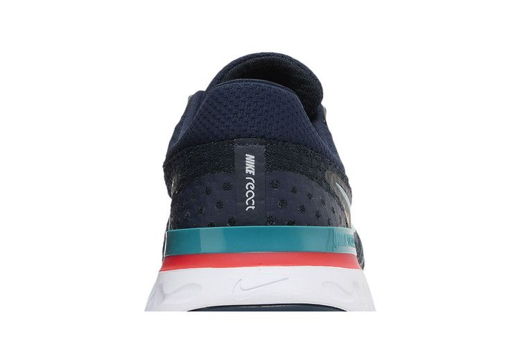 react-infinity-run-flyknit-3-obsidian-bright-spruce-dh5392-401_06