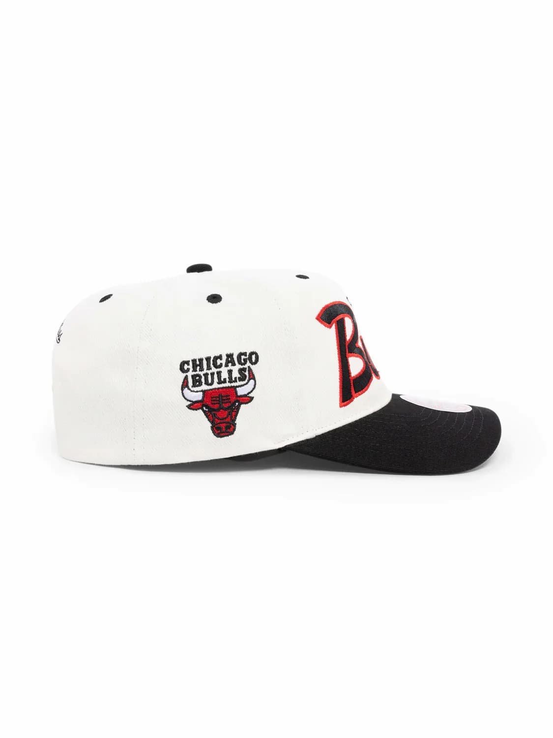 Бейсболка Mitchell & Ness Chicago Bulls Team Script Golfer NBA Snapback Hat