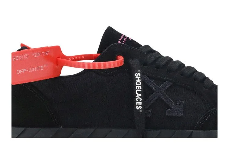 Krossovki-Off-White-Vulc-Sneaker-Black-Suede-1