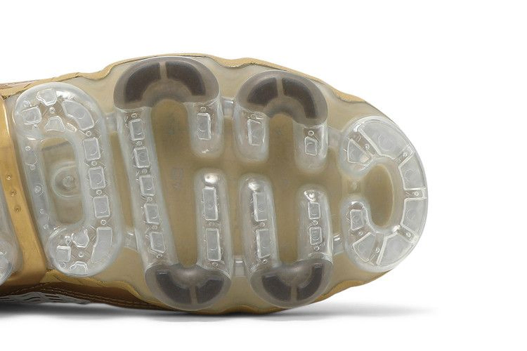 wmns-air-vapormax-360-white-metallic-gold-ck9670-101_04
