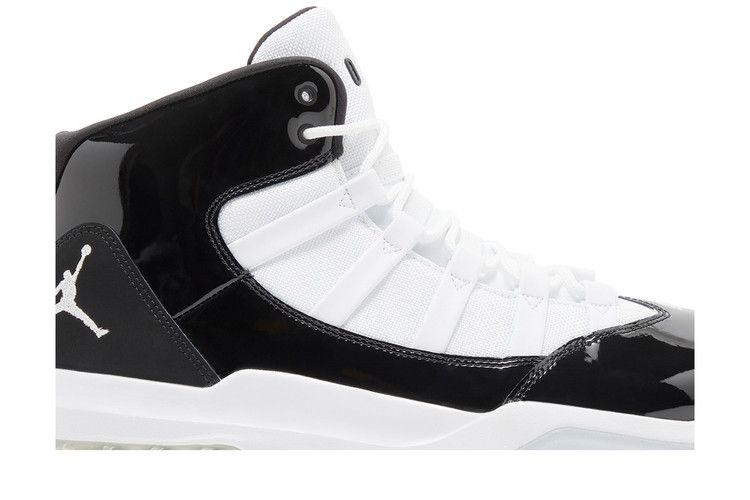 Кроссовки Air Jordan Max Aura 'Black White'