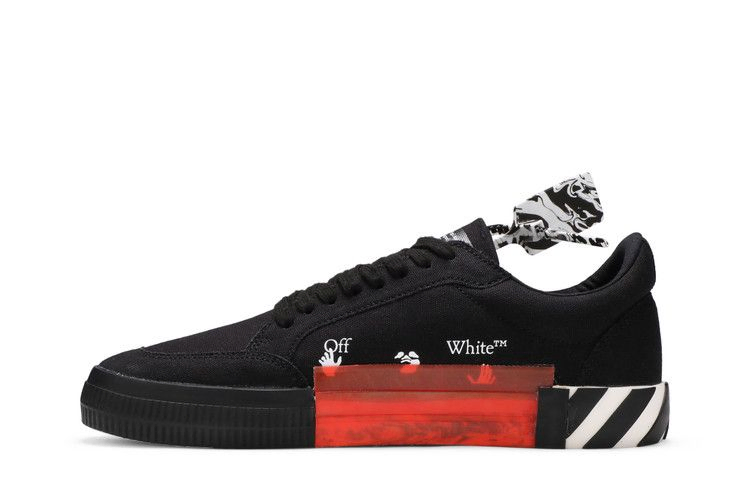 off-white-vulc-sneaker-low-black-white-omia085r21fab001-1001_02