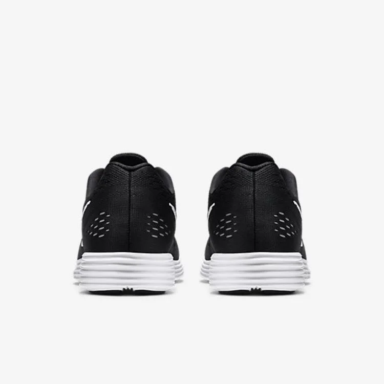 Кроссовки Nike LunarTempo