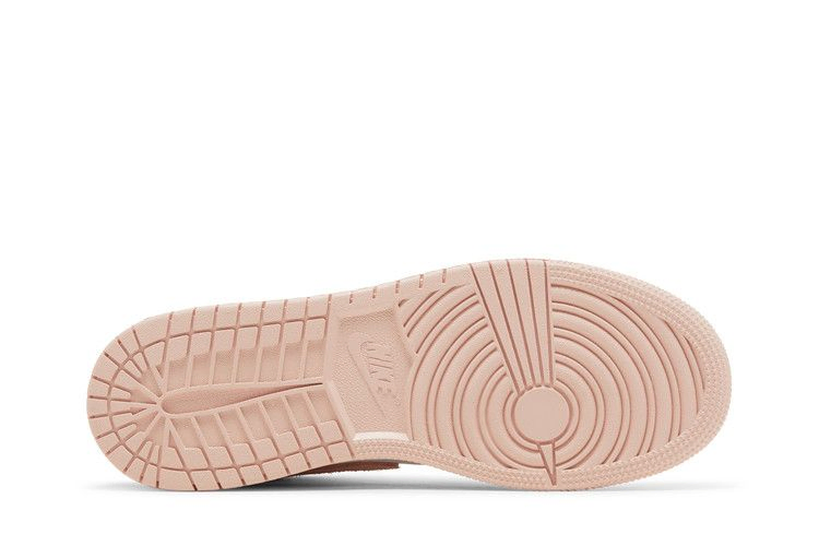 Кроссовки Air Jordan 1 Mid SE GS 'Legend Pink'