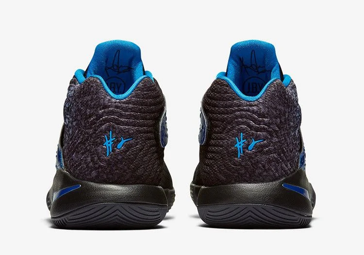 Krossovki-Nike-Kyrie-2-GS-Wet-4