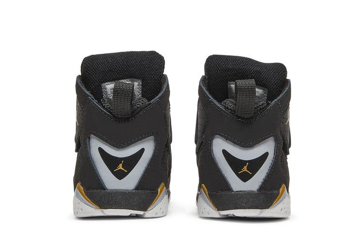 Кроссовки Air Jordan True Flight TD 'Black Metallic Gold' 2019