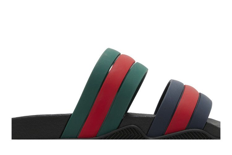 gucci-agrado-grg-rubber-slide-black-692381-j8710-8499_01