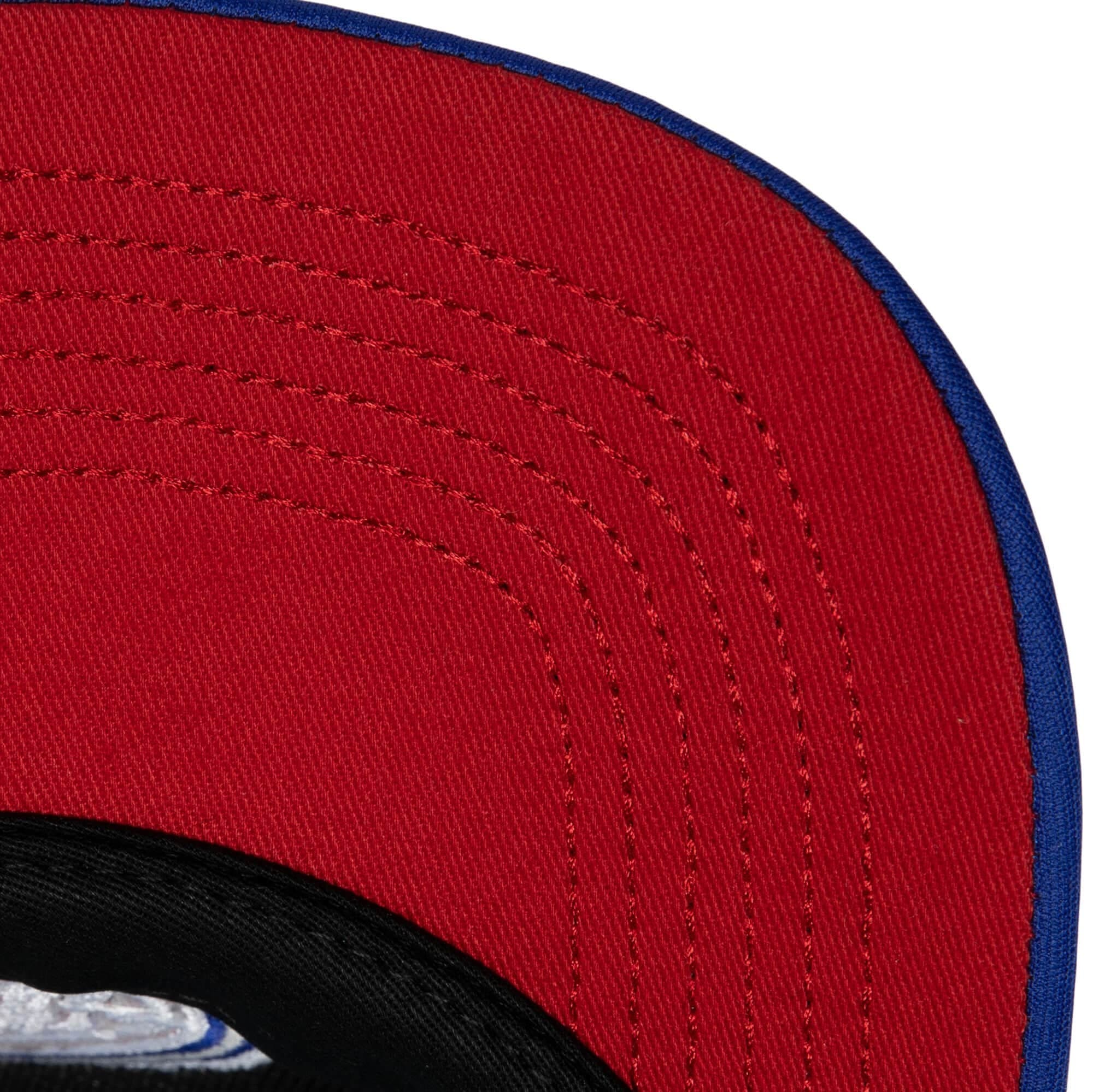 Mitchell-Ness-Puff-The-Magic-Trucker-Snapback-HWC-Detroit-Pistons-Hat-2