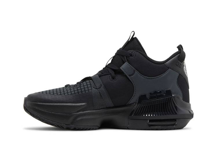lebron-witness-7-gs-black-anthracite-dq8650-004_02