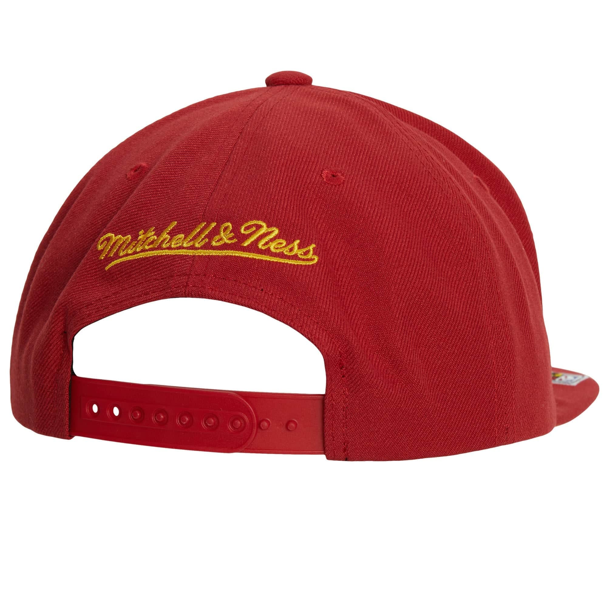 Mitchell-Ness-Front-Face-Snapback-HWC-Atlanta-Hawks-Hat-1