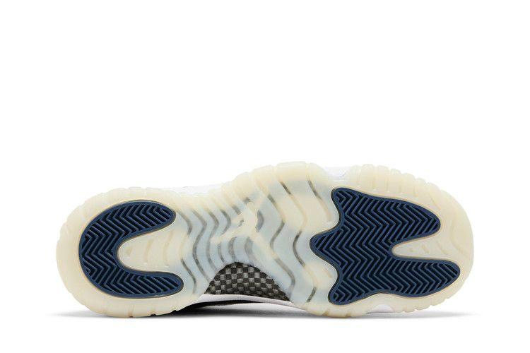 Кроссовки Air Jordan 11 Retro Low GS 'Diffused Blue'