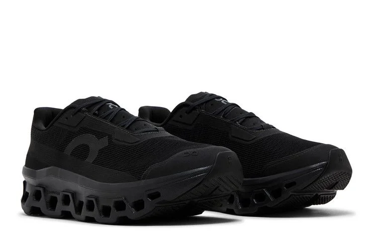 Krossovki-Cloudmonster-Void-Triple-Black-7