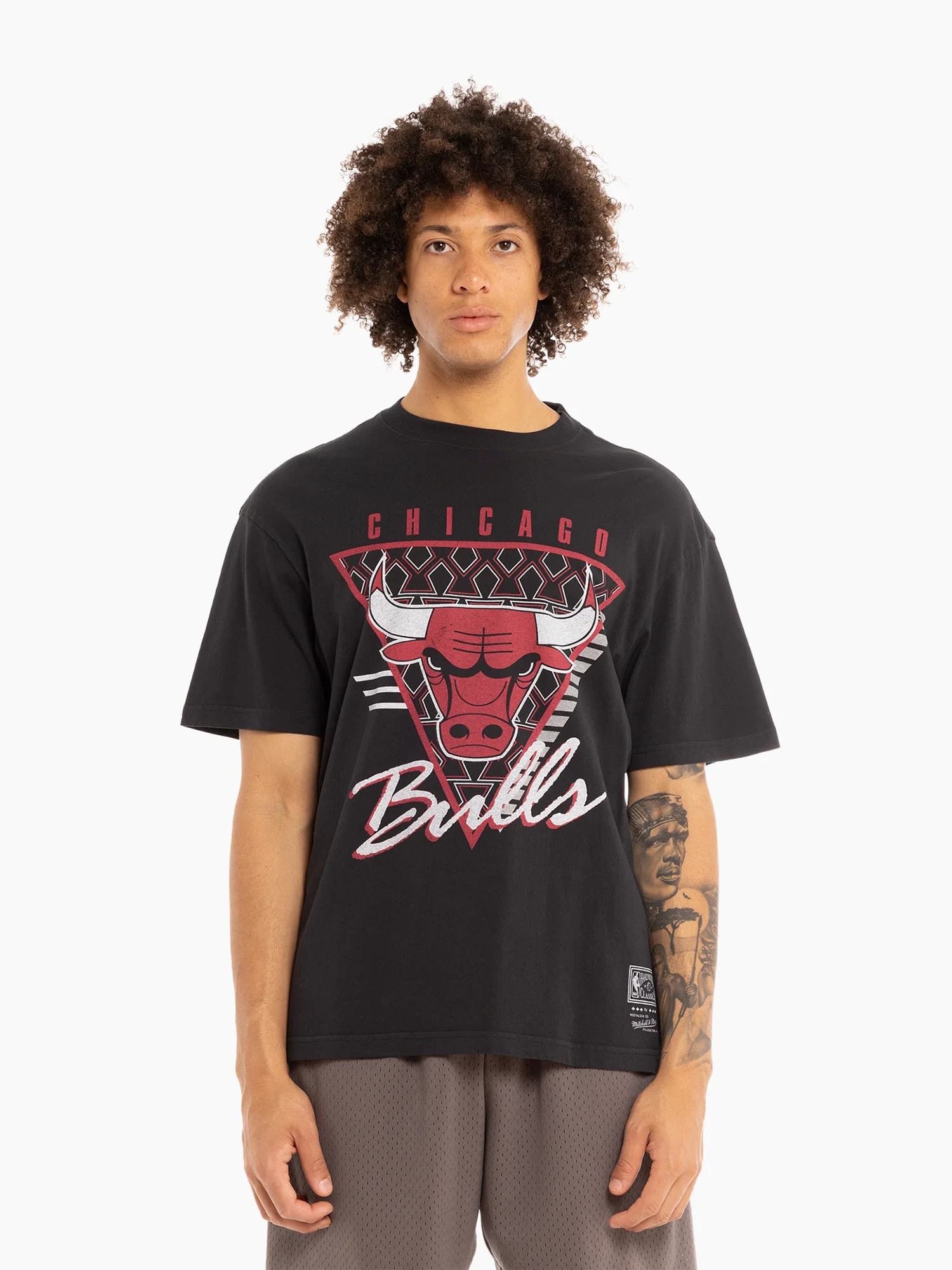 Футболка Mitchell & Ness Chicago Bulls Tri Logo Vintage T-Shirt