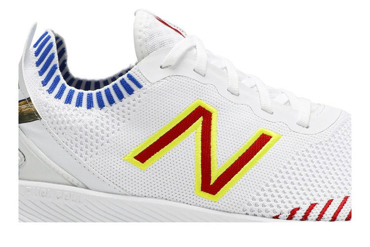 Кроссовки Big League Chew x New Balance FuelCell Echo 'Outta Here Original'
