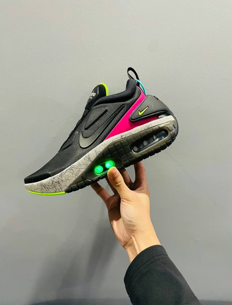 Nike-Adapt-Auto-Max-FIreberry-Black-Laser-Fuchsia-Electro-Green-1