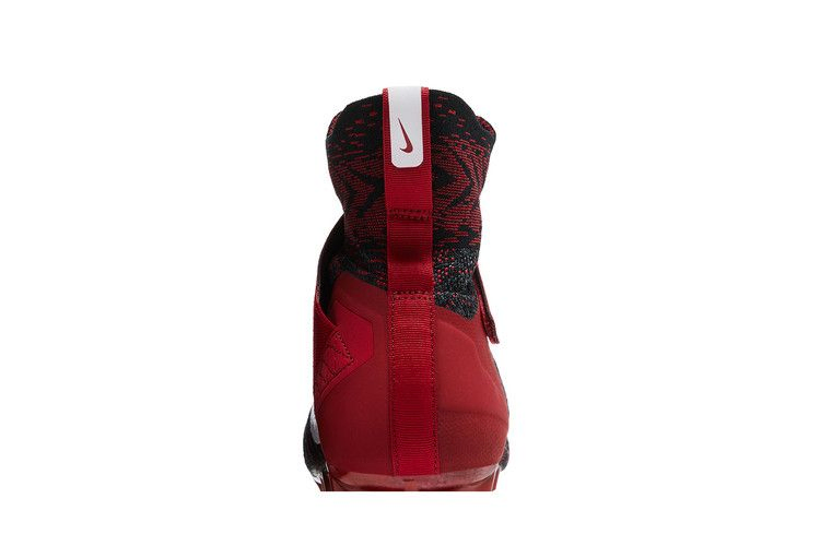 Кроссовки Nike Alpha Menace Elite 2 'Black Red'