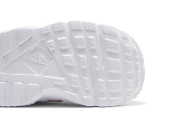 Кроссовки Nike Huarache Run SE TD 'Prism Pink'
