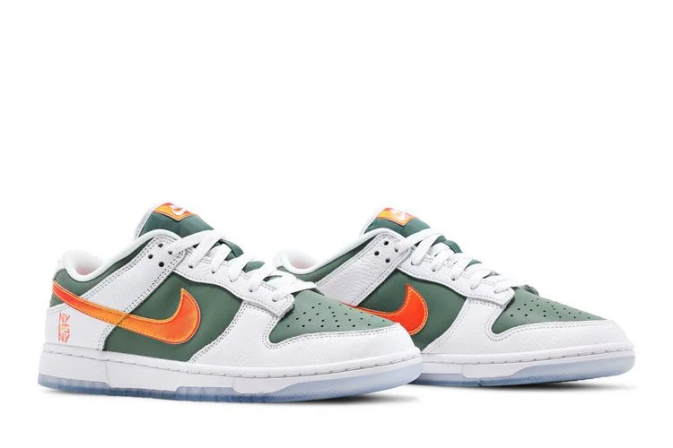 Krossovki-Nike-Dunk-Low-NY-vs.-NY-7