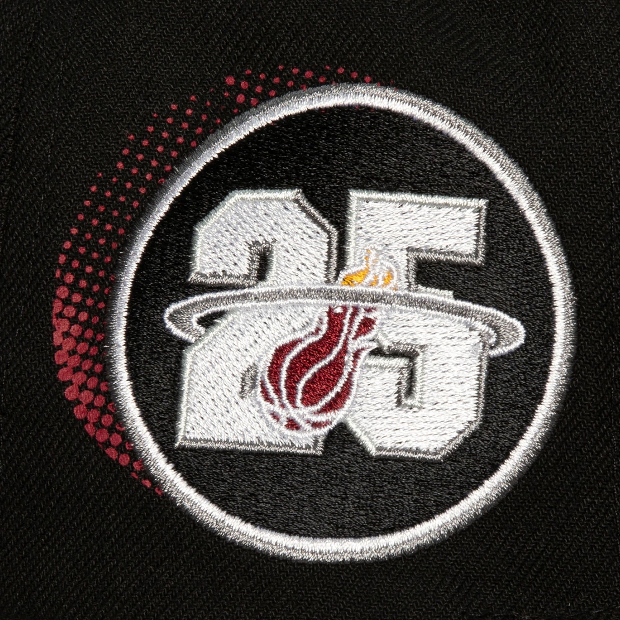 Бейсболка Mitchell & Ness Big Face 7.0 Snapback HWC Miami Heat Hat