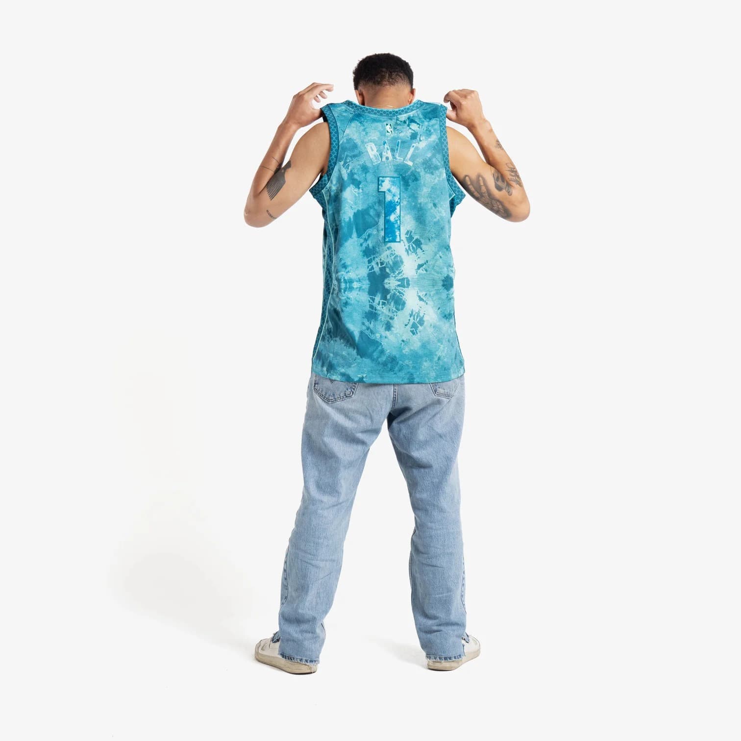 2023-Charlotte-Hornets-LaMelo-Ball-1-Swingman-Select-Series-Teal-Jersey-5
