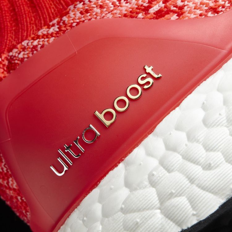 wmns-ultra-boost-uncaged-shock-red-bb3903_04