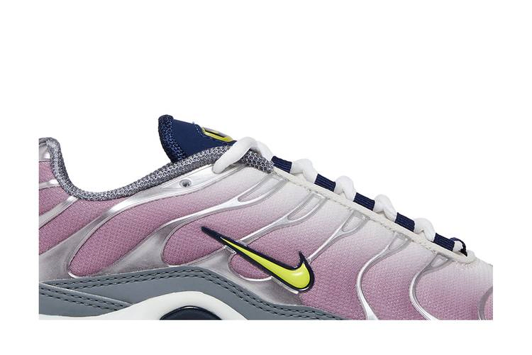 Кроссовки Nike Wmns Air Max Plus 'Violet Dust High Voltage'