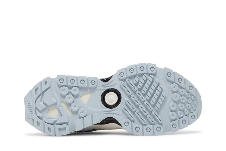 nano-odyssey-white-black-388608-01_03