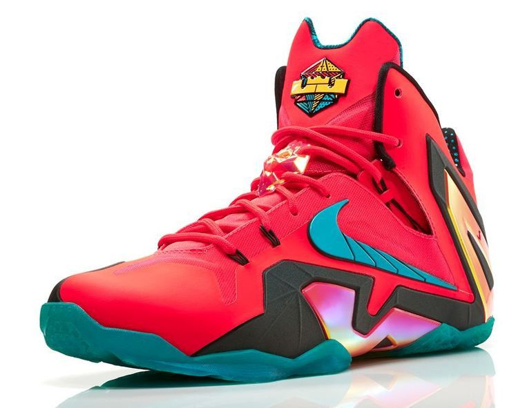 Кроссовки Nike LeBron 11 Elite 'Hero Pack'