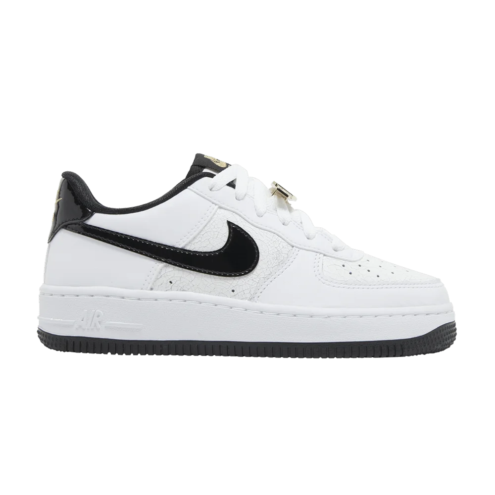 Krossovki-Nike-Air-Force-1-LV8-GS-World-Champ