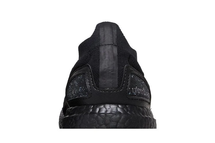 Кроссовки Swarovski x adidas Wmns UltraBoost Slip-On DNA 'Triple Black'