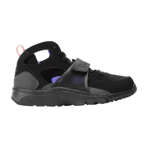 nike-air-flight-huarache-679083-018-300x300