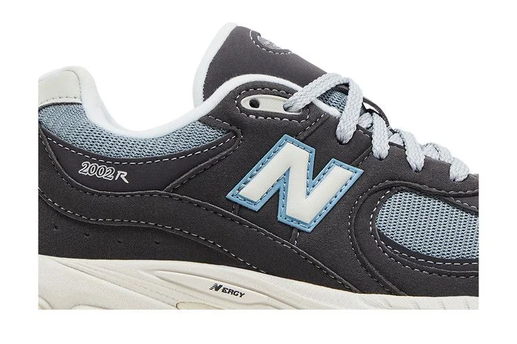 Krossovki-New-Balance-2002R-Big-Kid-Magnet-Lead-1